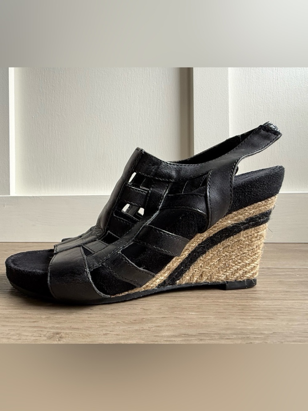 AEROSOLES Black Espadrille Wedge Sandals